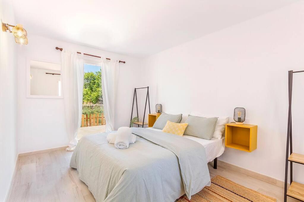 Villa Mallorquin Oasis With Natural Pool 5min From The Port de Pollença